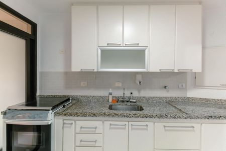 Apartamento para alugar com 112m², 3 quartos e sem vaga Apartamento para alugar com 112m², 3 quartos e sem vagaCozinha
