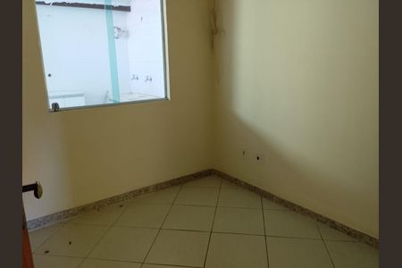 Quarto de casa para alugar com 2 quartos, 55m² em Jardim Leblon, Belo Horizonte