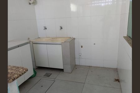 Área de serviço de casa para alugar com 2 quartos, 55m² em Jardim Leblon, Belo Horizonte