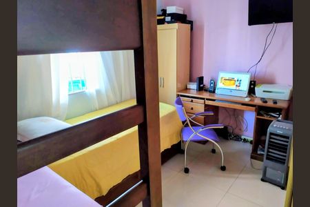 Casa à venda com 110m², 2 quartos e 1 vaga Casa à venda com 110m², 2 quartos e 1 vagaQuarto