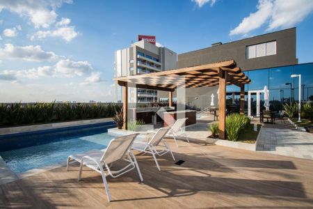 Apartamento à venda com 42m², 1 quarto e 1 vaga Apartamento à venda com 42m², 1 quarto e 1 vagaÁrea comum - Piscina
