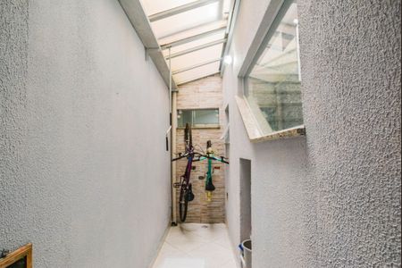 Casa à venda com 112m², 3 quartos e 2 vagasSala