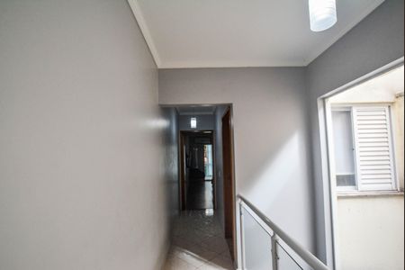 Casa à venda com 112m², 3 quartos e 2 vagasCorredor