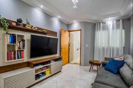 Casa à venda com 112m², 3 quartos e 2 vagasSala