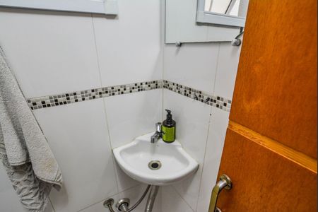 Casa à venda com 112m², 3 quartos e 2 vagasLavabo
