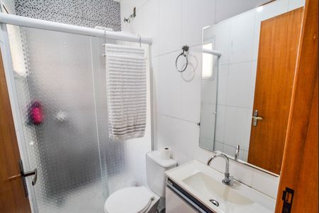 Casa à venda com 112m², 3 quartos e 2 vagasBanheiro Social