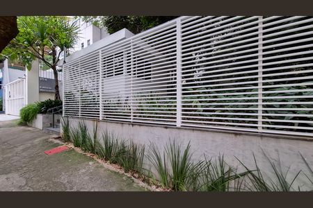 Apartamento à venda com 105m², 2 quartos e 1 vaga Apartamento à venda com 105m², 2 quartos e 1 vagaFachada do Prédio