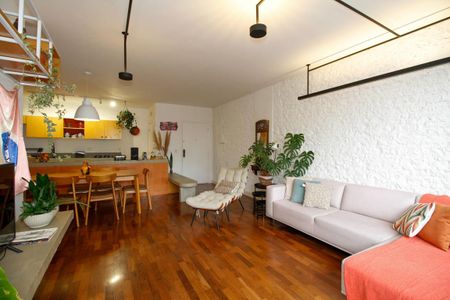Apartamento à venda com 105m², 2 quartos e 1 vaga Apartamento à venda com 105m², 2 quartos e 1 vagaAmbientes Integrados (Sala de Estar, Jantar e Cozinha)