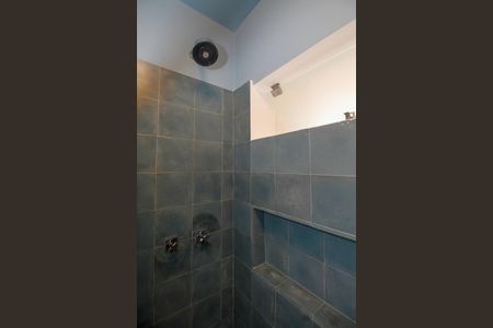 Apartamento à venda com 105m², 2 quartos e 1 vaga Apartamento à venda com 105m², 2 quartos e 1 vagaBanheiro Social