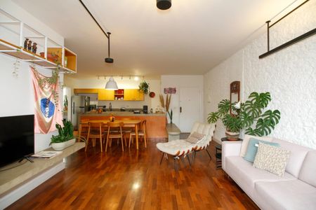 Apartamento à venda com 105m², 2 quartos e 1 vaga Apartamento à venda com 105m², 2 quartos e 1 vagaAmbientes Integrados (Sala de Estar, Jantar e Cozinha)