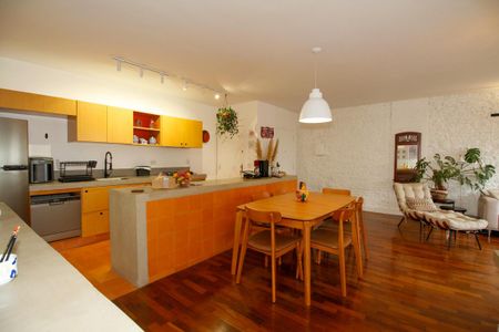Apartamento à venda com 105m², 2 quartos e 1 vaga Apartamento à venda com 105m², 2 quartos e 1 vagaAmbientes Integrados (Sala de Estar, Jantar e Cozinha)