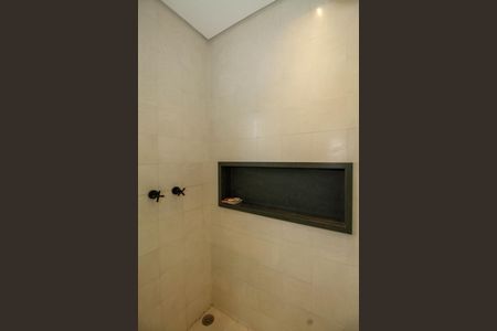 Apartamento à venda com 105m², 2 quartos e 1 vaga Apartamento à venda com 105m², 2 quartos e 1 vagaBanheiro da Suíte