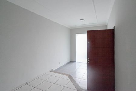 Sala de casa à venda com 3 quartos, 180m² em Santa Monica, Belo Horizonte