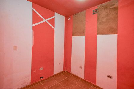 Casa para alugar com 50m², 2 quartos e 2 vagasQuarto 