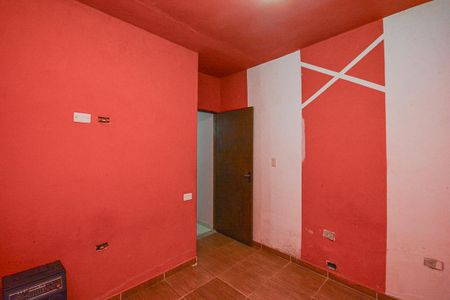 Casa para alugar com 50m², 2 quartos e 2 vagasQuarto 
