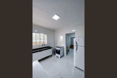 Cozinha de casa para alugar com 1 quarto, 50m² em Água Rasa, São Paulo