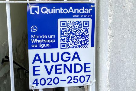 Plaquinha de casa para alugar com 1 quarto, 50m² em Água Rasa, São Paulo