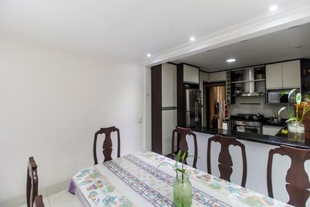 Casa de condomínio para alugar com 208m², 3 quartos e 2 vagas Casa de condomínio para alugar com 208m², 3 quartos e 2 vagasCozinha