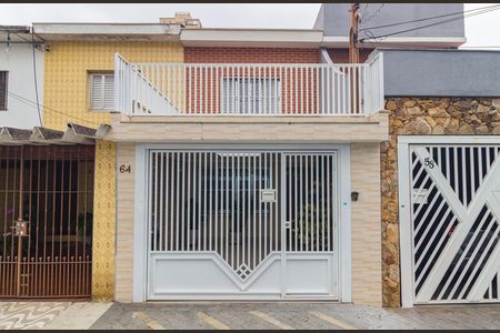 Fachada de casa à venda com 3 quartos, 145m² em Vila Bertioga, São Paulo