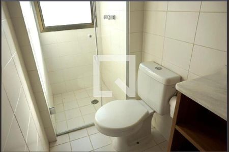 Apartamento à venda com 147m², 3 quartos e 3 vagas Apartamento à venda com 147m², 3 quartos e 3 vagasBanheiro
