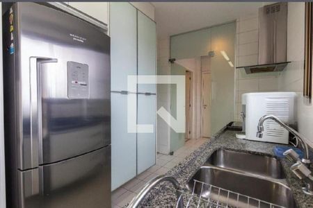 Apartamento à venda com 147m², 3 quartos e 3 vagas Apartamento à venda com 147m², 3 quartos e 3 vagasCozinha