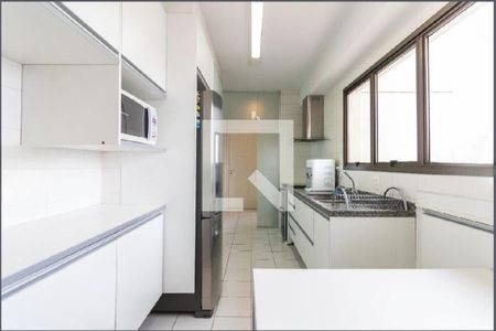 Apartamento à venda com 147m², 3 quartos e 3 vagas Apartamento à venda com 147m², 3 quartos e 3 vagasCozinha