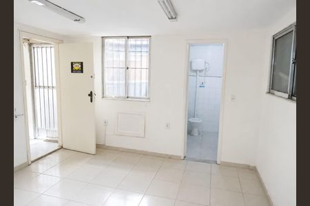 Cozinha de apartamento para alugar com 1 quarto, 35m² em Tanque, Rio de Janeiro