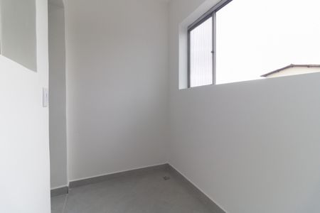 Apartamento à venda com 65m², 2 quartos e 1 vaga Apartamento à venda com 65m², 2 quartos e 1 vagaLavanderia