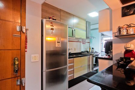 Apartamento à venda com 75m², 2 quartos e 1 vaga Apartamento à venda com 75m², 2 quartos e 1 vagaCozinha