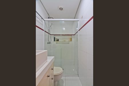 Apartamento à venda com 75m², 2 quartos e 1 vaga Apartamento à venda com 75m², 2 quartos e 1 vagaBanheiro
