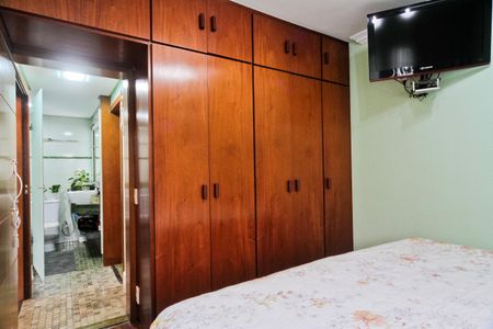 Apartamento à venda com 75m², 2 quartos e 1 vaga Apartamento à venda com 75m², 2 quartos e 1 vagaSuíte