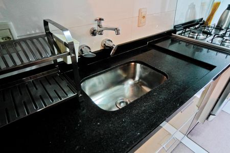 Apartamento à venda com 75m², 2 quartos e 1 vaga Apartamento à venda com 75m², 2 quartos e 1 vagaCozinha
