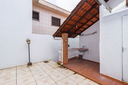 Casa para alugar com 105m², 2 quartos e 3 vagas Casa para alugar com 105m², 2 quartos e 3 vagasLavanderia