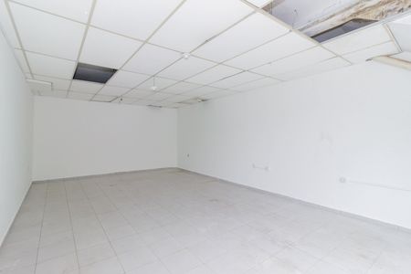 Casa para alugar com 105m², 2 quartos e 3 vagas Casa para alugar com 105m², 2 quartos e 3 vagasGaragem