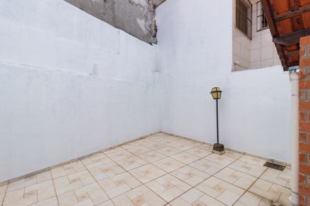 Casa para alugar com 105m², 2 quartos e 3 vagas Casa para alugar com 105m², 2 quartos e 3 vagasQuintal