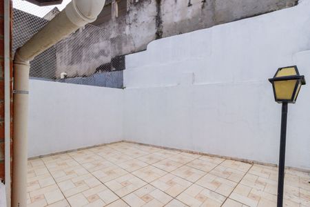 Casa para alugar com 105m², 2 quartos e 3 vagas Casa para alugar com 105m², 2 quartos e 3 vagasQuintal