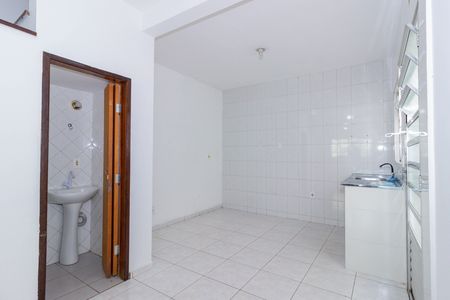 Casa para alugar com 105m², 2 quartos e 3 vagas Casa para alugar com 105m², 2 quartos e 3 vagasCozinha