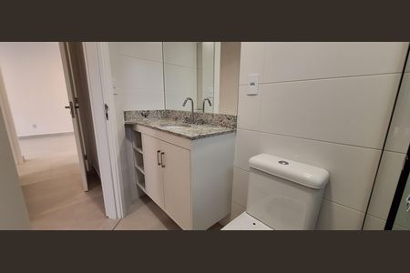 Apartamento para alugar com 55m², 2 quartos e 1 vaga Apartamento para alugar com 55m², 2 quartos e 1 vagaBanheiro da Suíte