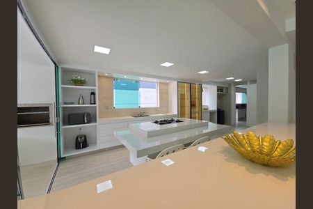 Casa à venda com 810m², 6 quartos e 8 vagas