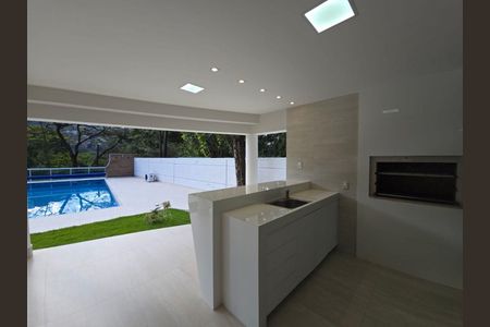 Casa à venda com 810m², 6 quartos e 8 vagas