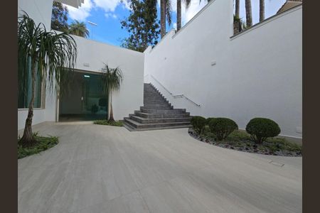 Casa à venda com 810m², 6 quartos e 8 vagas