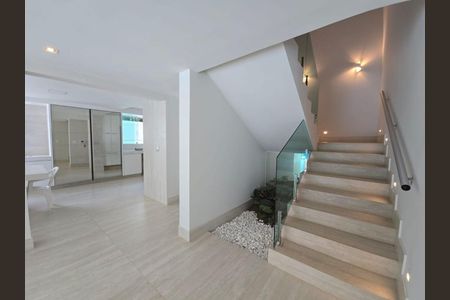 Casa à venda com 810m², 6 quartos e 8 vagas