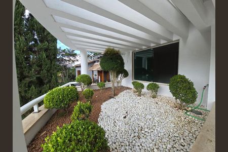 Casa à venda com 810m², 6 quartos e 8 vagas