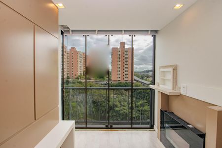 Apartamento à venda com 82m², 3 quartos e 1 vaga Apartamento à venda com 82m², 3 quartos e 1 vagaSala