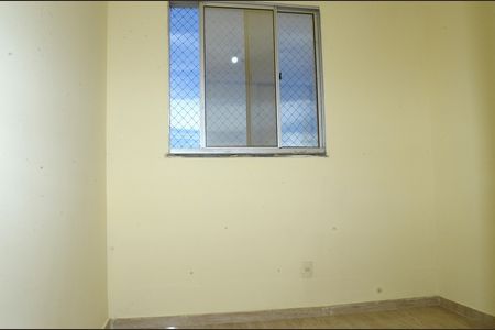 Quarto 2 de apartamento para alugar com 2 quartos, 42m² em Jardim Vitoria, Belo Horizonte