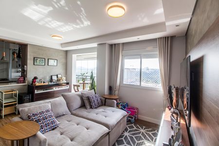 Sala de apartamento para alugar com 1 quarto, 83m² em Centro Comercial Jubran, Barueri