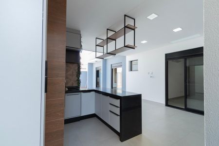 Casa de condomínio para alugar com 160m², 3 quartos e 2 vagas