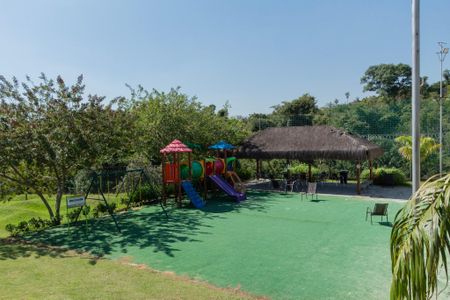 Casa de condomínio para alugar com 160m², 3 quartos e 2 vagas