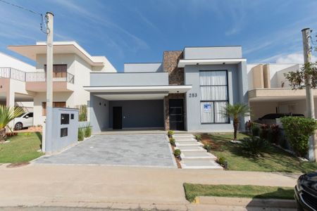 Casa de condomínio para alugar com 160m², 3 quartos e 2 vagas