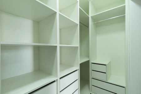 Casa de condomínio para alugar com 160m², 3 quartos e 2 vagas